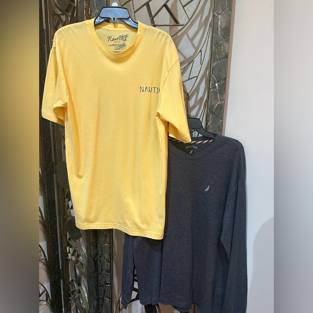 Men’s Nautica T shirt bundle of 2. Size XL